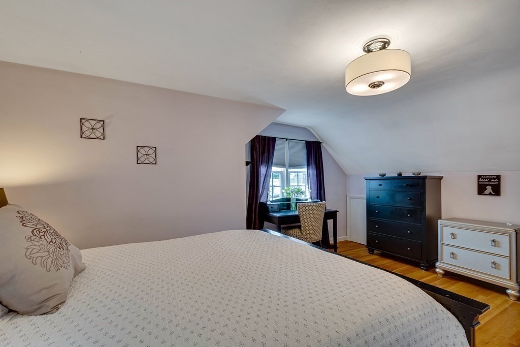 516 Douglas Road Lowell, MA 01852 - Photo 14 of 26 Gallery Image 14