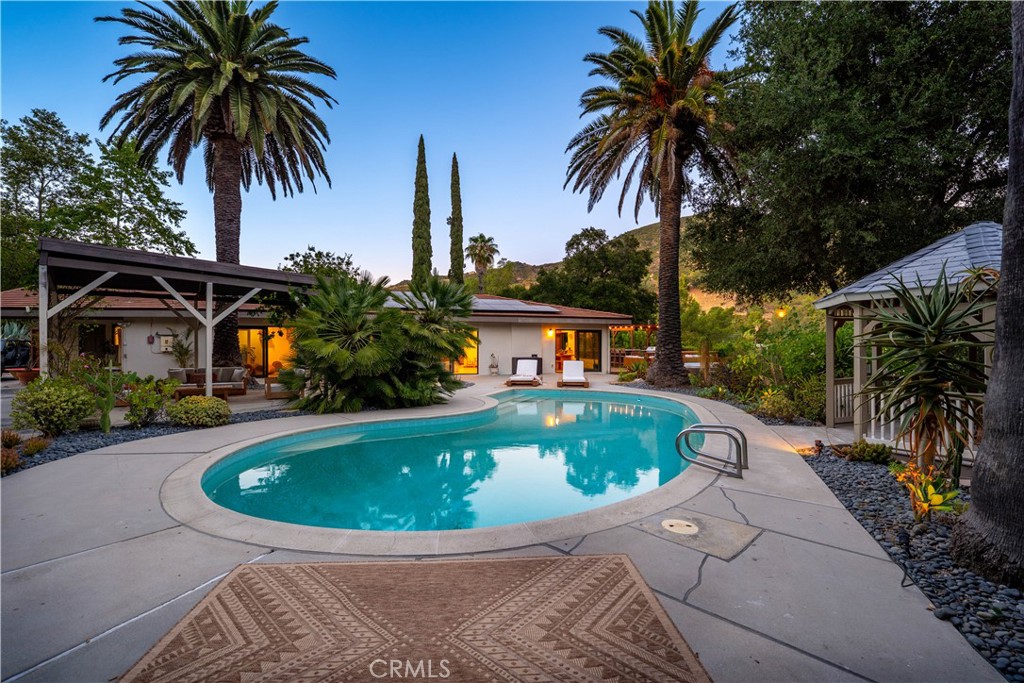 24537 Dry Canyon Cold Creek Road Calabasas, CA 91302 - Photo 23 of 27