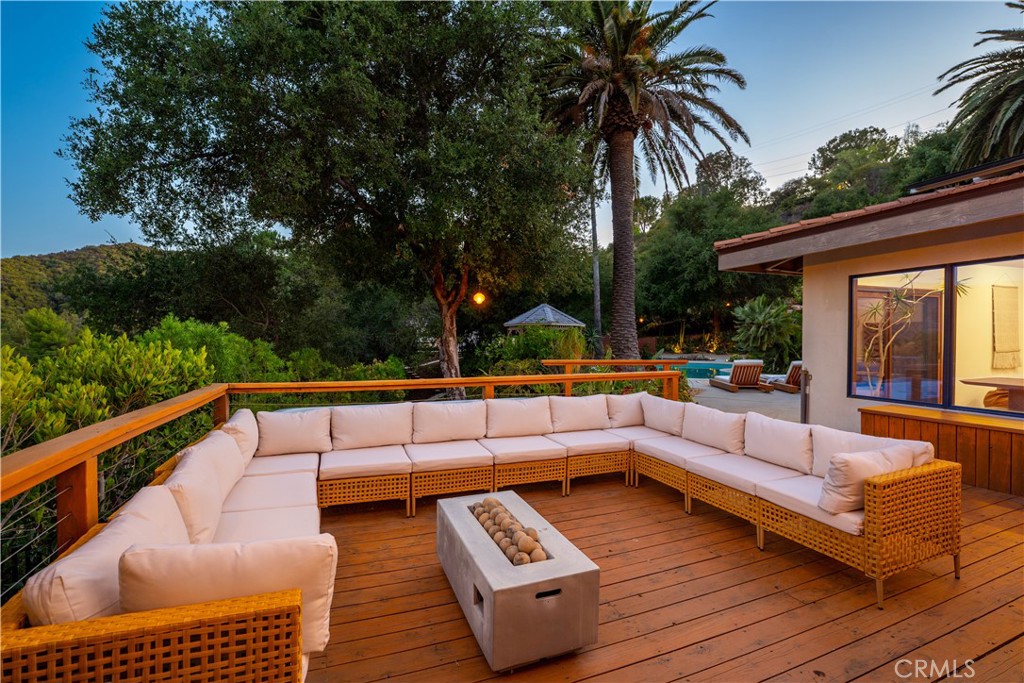 24537 Dry Canyon Cold Creek Road Calabasas, CA 91302 - Photo 26 of 27