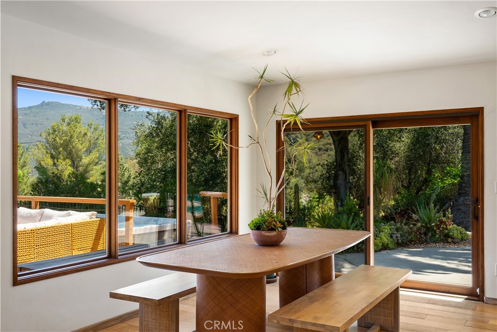 24537 Dry Canyon Cold Creek Road Calabasas, CA 91302 - Photo 7 of 27