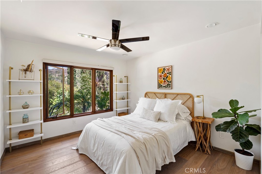 24537 Dry Canyon Cold Creek Road Calabasas, CA 91302 - Photo 10 of 27