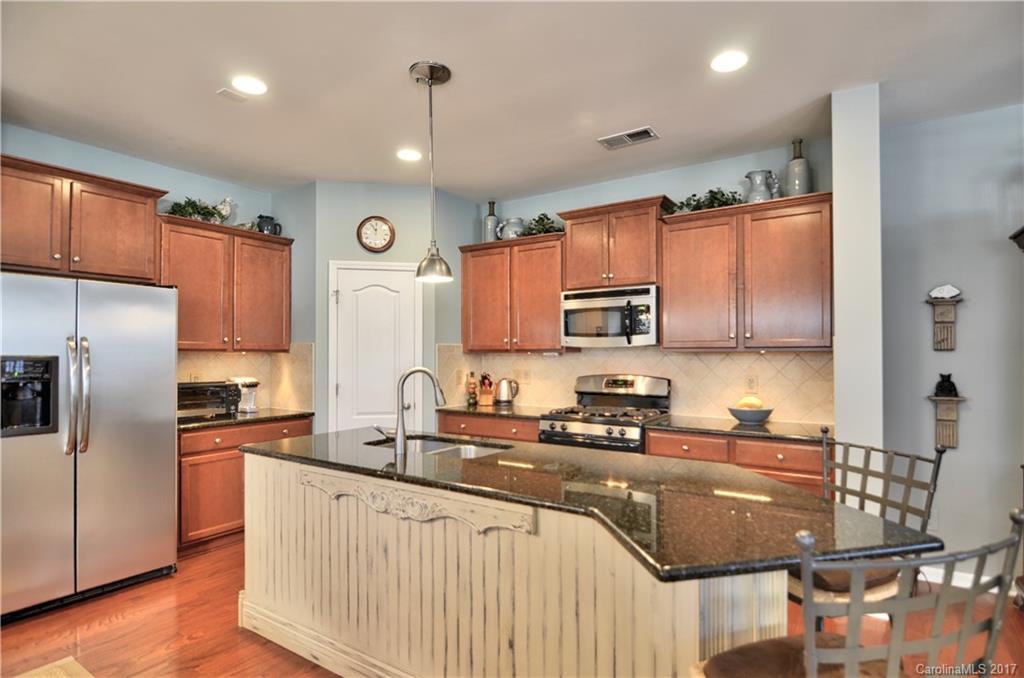 18333 The Commons Boulevard Cornelius, NC 28031 - Photo 5 of 24