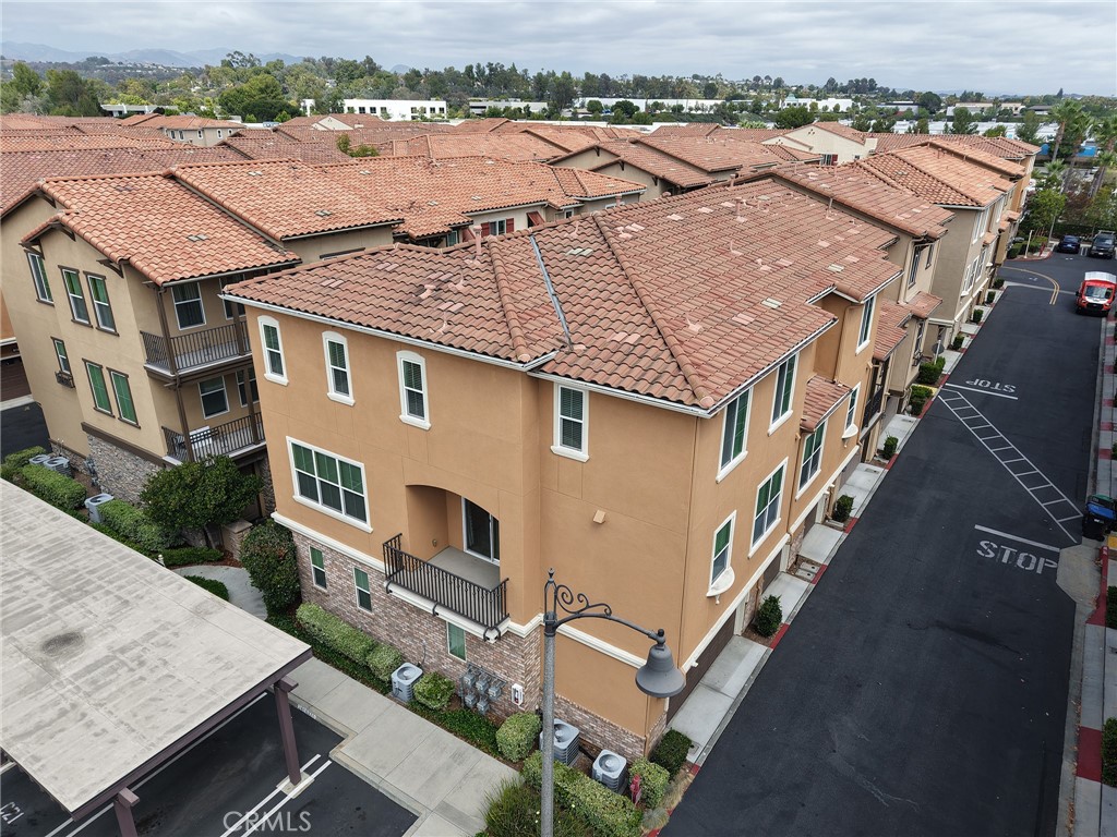 108 Aliso Ridge Loop Mission Viejo, CA 92691 - Photo 3 of 40