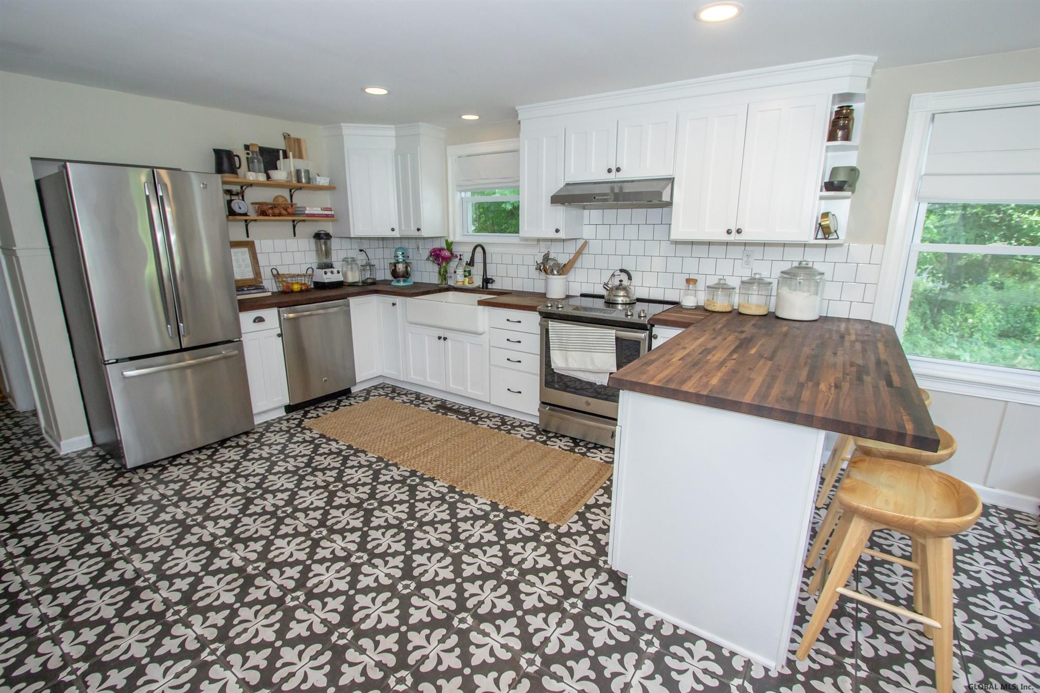 21 Meehan Road Mechanicville, NY 12118 - Photo 20 of 44 Photo 21