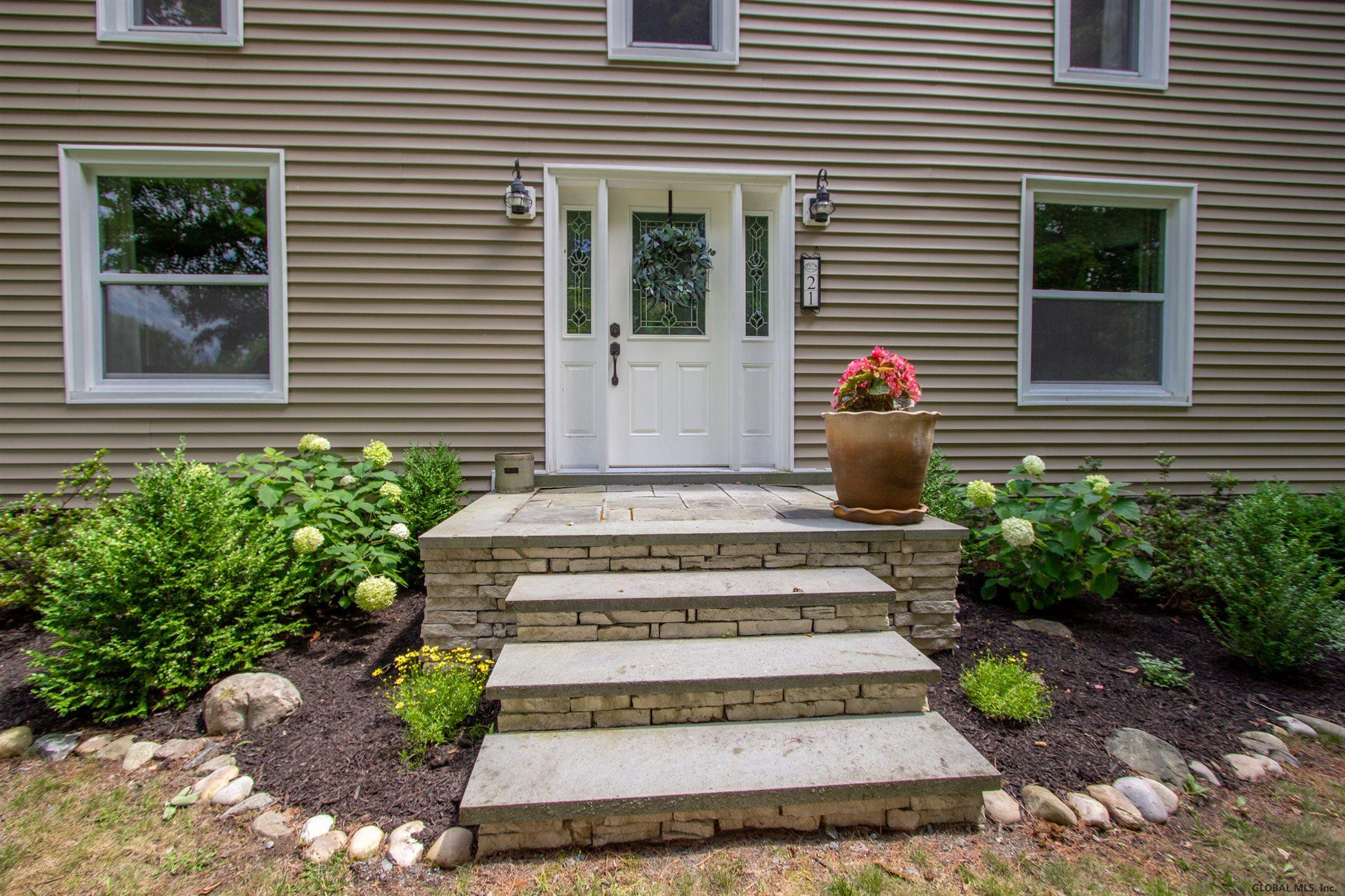 21 Meehan Road Mechanicville, NY 12118 - Photo 4 of 44 Photo 5