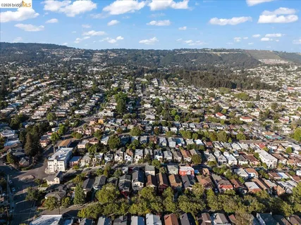 $649,000 | 5340 Walnut Street, Oakland, CA 94619