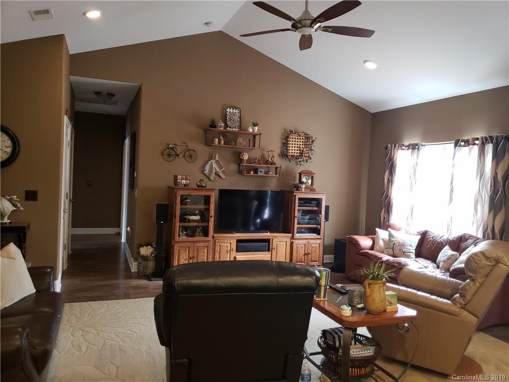 2737 Quinn Road Chester, SC 29706 - Photo 6 of 25