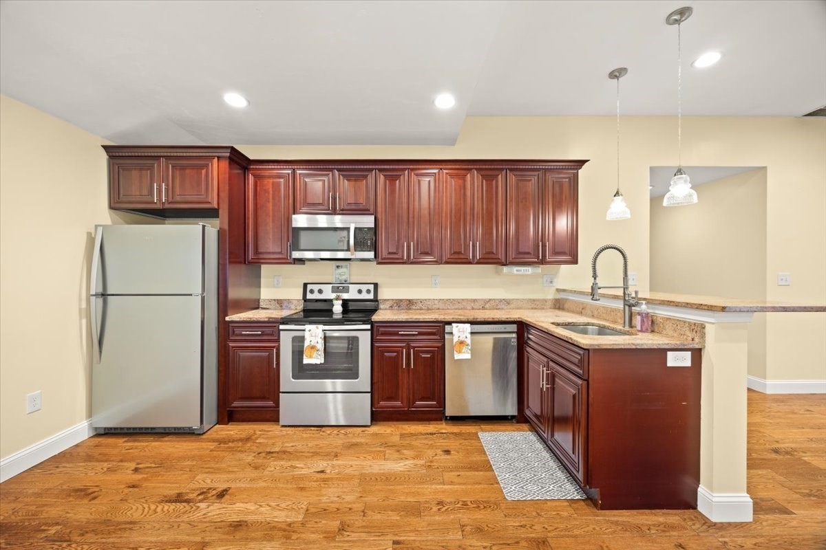 5 Wyman Road Randolph, MA 02368 - Photo 5 of 14 Gallery Image 5