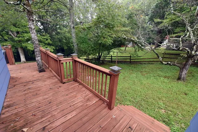 a view of entryway with a rug