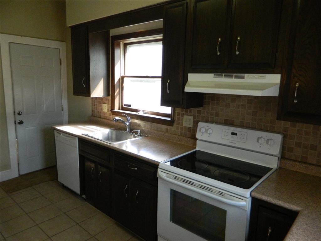 329 Riverside Drive Huntington, IN 46750 - Photo 12 of 34 Gallery Image 12