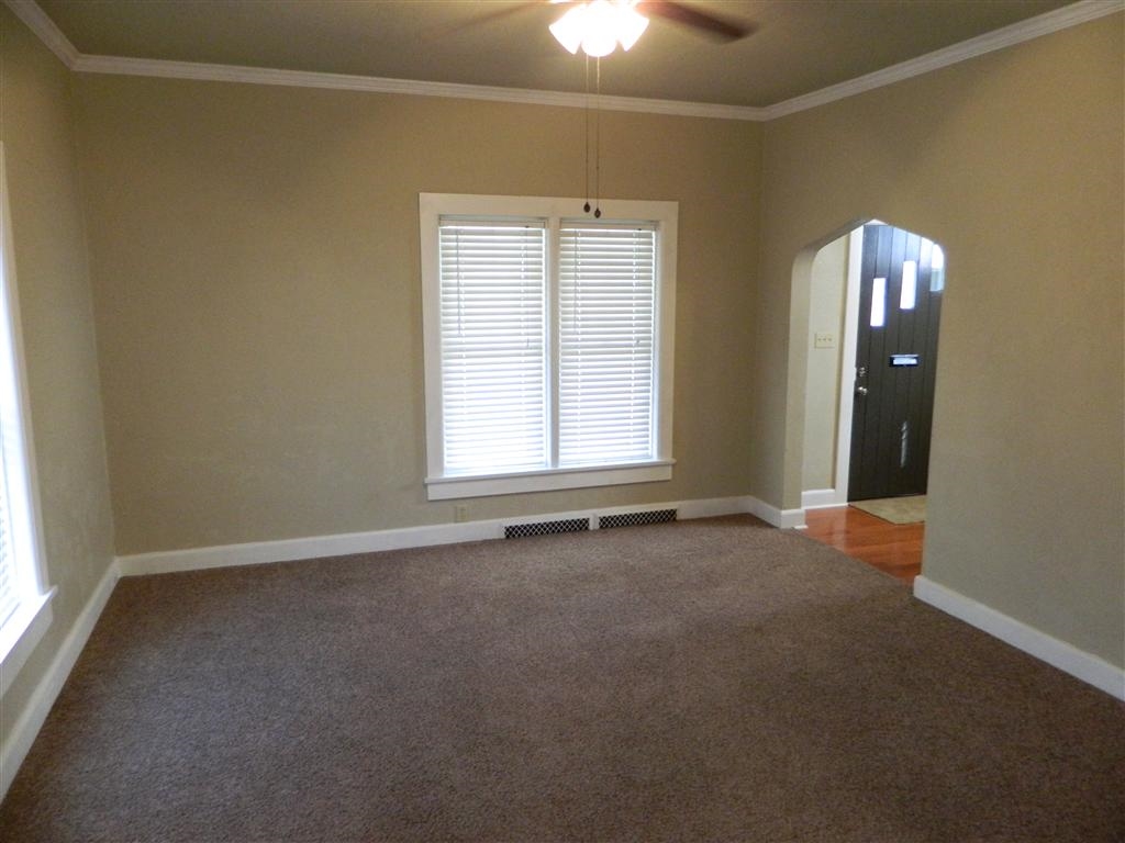 329 Riverside Drive Huntington, IN 46750 - Photo 16 of 34 Gallery Image 16