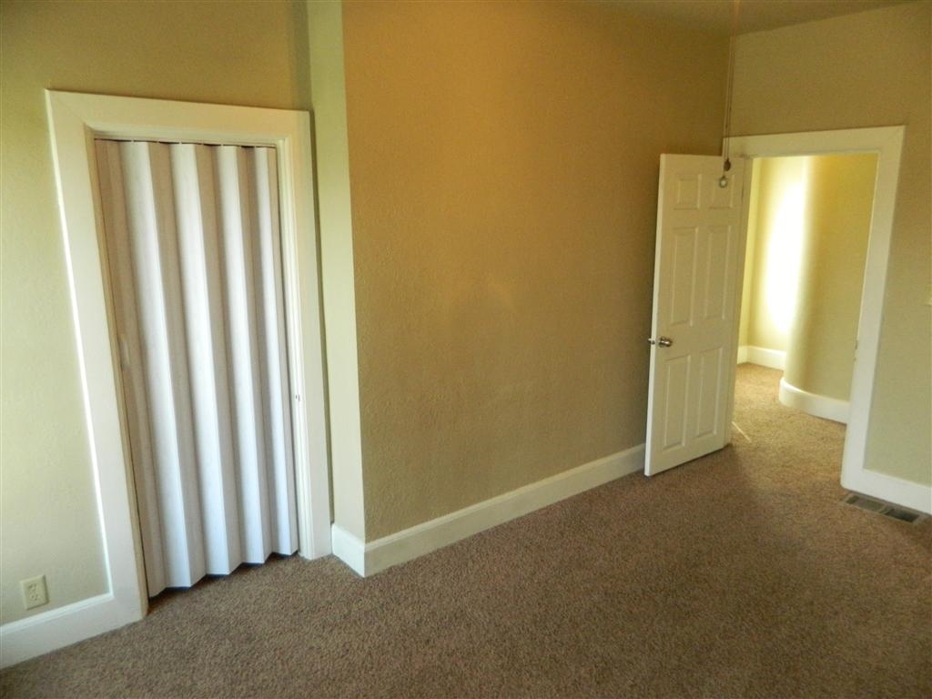 329 Riverside Drive Huntington, IN 46750 - Photo 23 of 34 Gallery Image 23