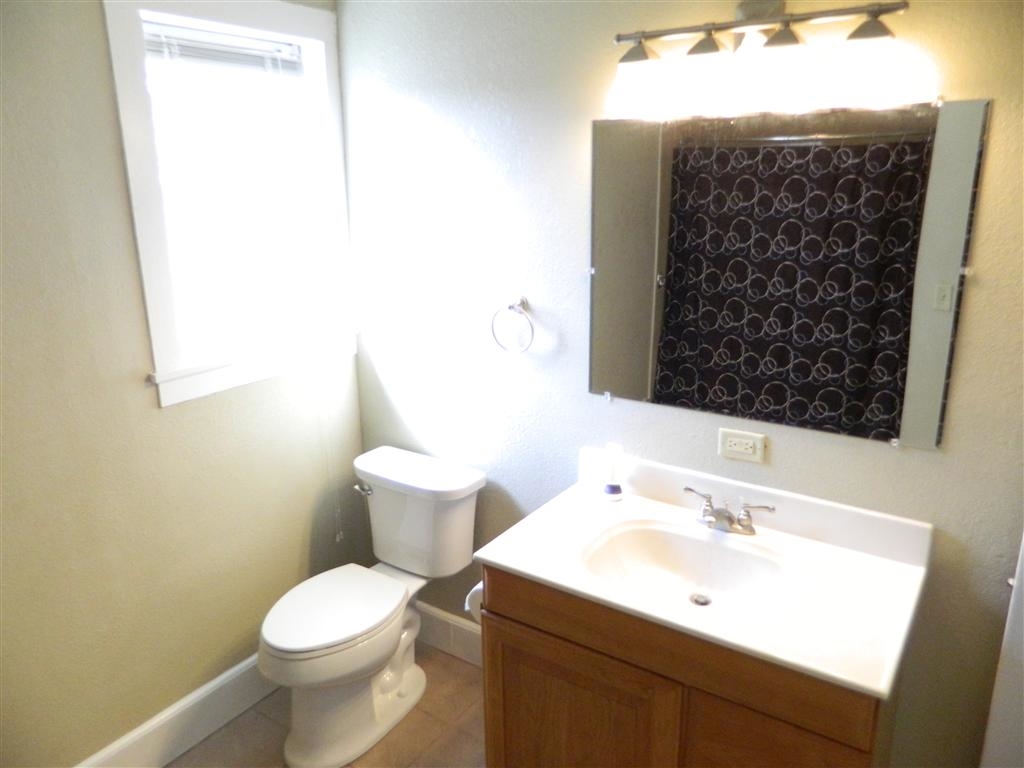 329 Riverside Drive Huntington, IN 46750 - Photo 26 of 34 Gallery Image 26
