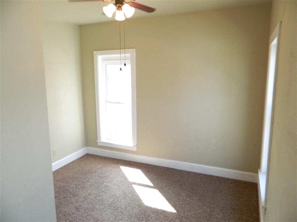 329 Riverside Drive Huntington, IN 46750 - Photo 29 of 34 Gallery Image 29
