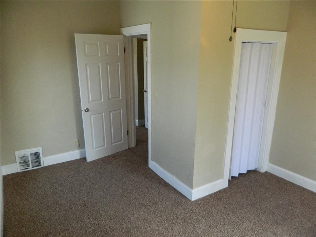 329 Riverside Drive Huntington, IN 46750 - Photo 30 of 34 Gallery Image 30
