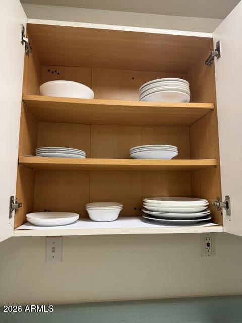 423 West 14th Street Tempe, AZ 85281 - Photo 23 of 25 Dishes