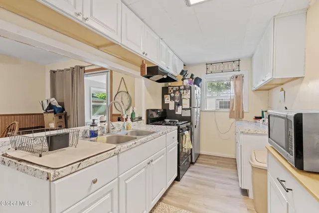 $194,900 | 115 Breslin Avenue, Cohoes, NY 12047