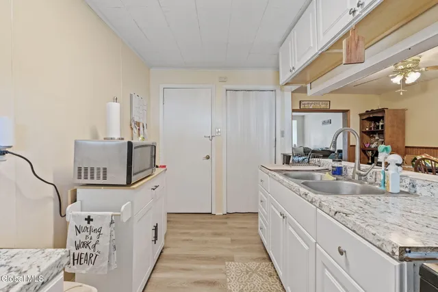 $194,900 | 115 Breslin Avenue, Cohoes, NY 12047