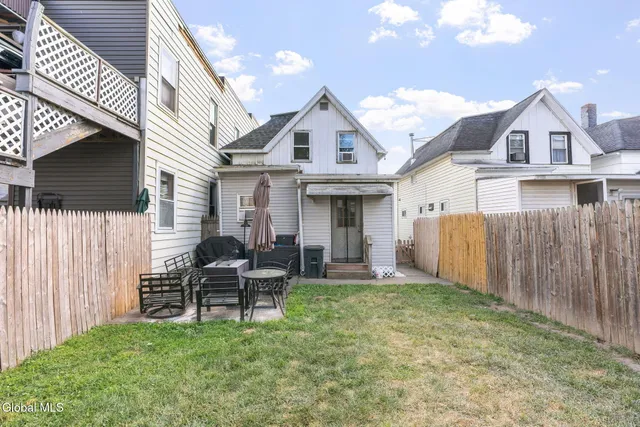 $194,900 | 115 Breslin Avenue, Cohoes, NY 12047