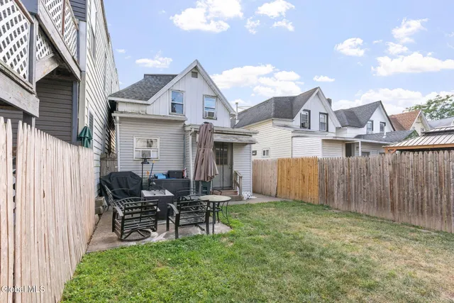 $194,900 | 115 Breslin Avenue, Cohoes, NY 12047