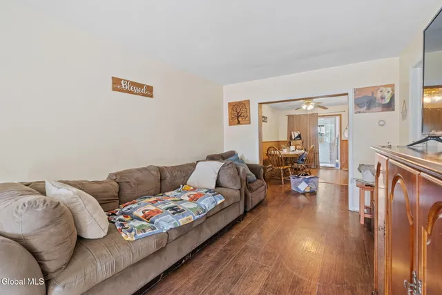 $194,900 | 115 Breslin Avenue, Cohoes, NY 12047