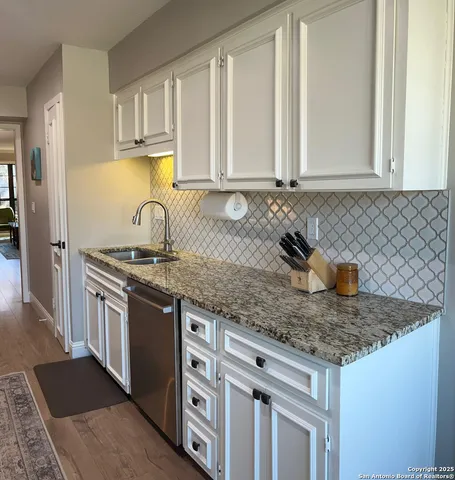 $1,795 | 7926 Broadway, Unit 106A, San Antonio, TX 78209