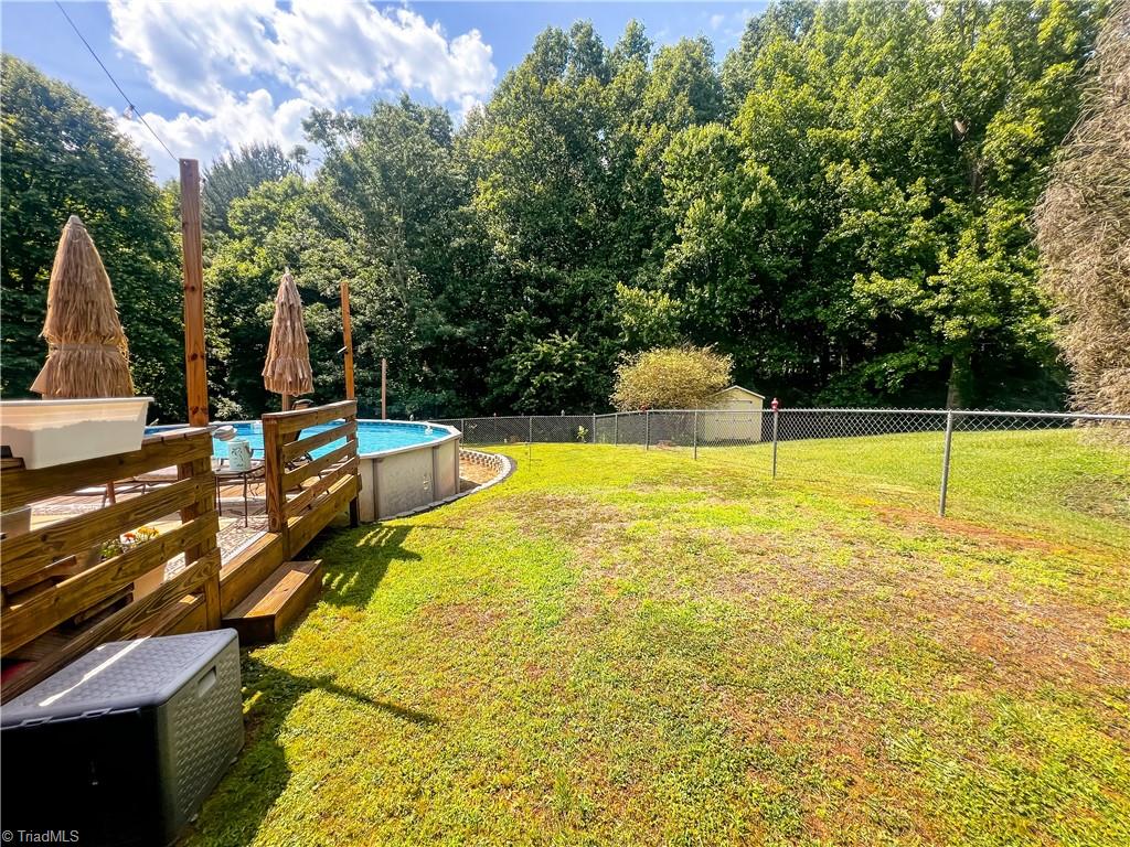 146 South Bridgewater Road Mount Airy, NC 27030 - Photo 28 of 31