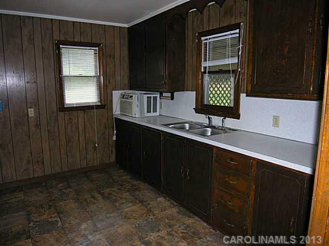 5695 Flowes Store Road Concord, NC 28025 - Photo 6 of 16 Gallery Image 6
