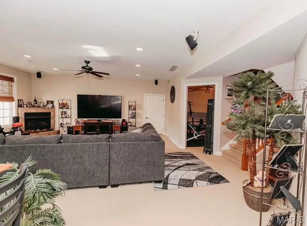 $644,000 | 180 Jared Street, Waynesville, MO 65583