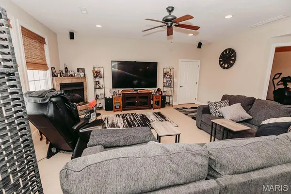 $644,000 | 180 Jared Street, Waynesville, MO 65583