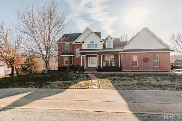 $644,000 | 180 Jared Street, Waynesville, MO 65583