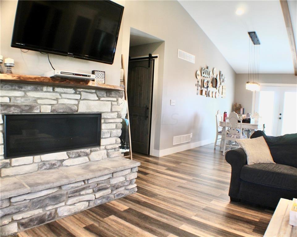 7030 Jones Road Nashport, OH 43830 - Photo 10 of 30 GetMedia (9)