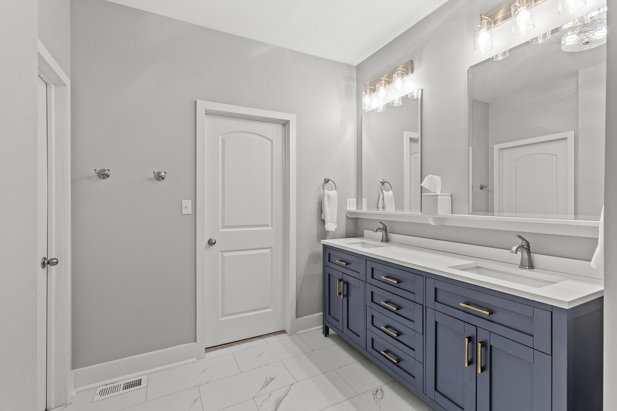 433 Cochran Road Lexington, KY 40502 - Photo 16 of 42 Interior