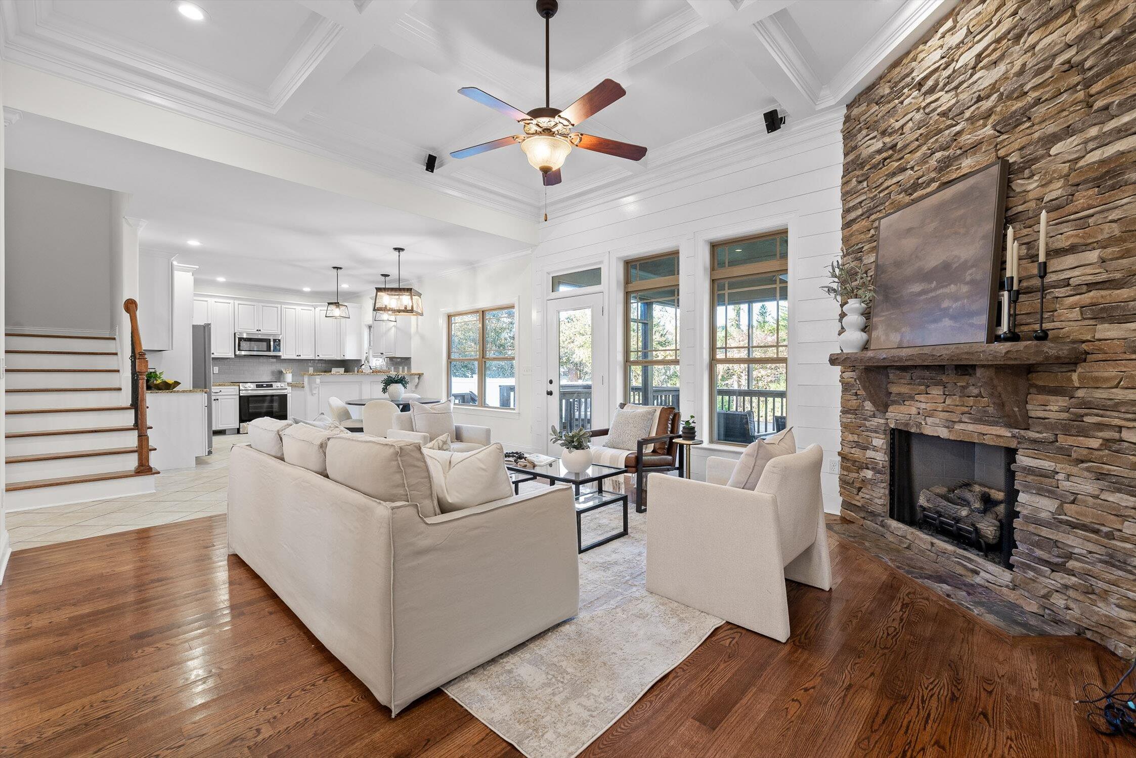 9537 Rookwood Circle Ooltewah, TN 37363 - Photo 11 of 74 Living Room