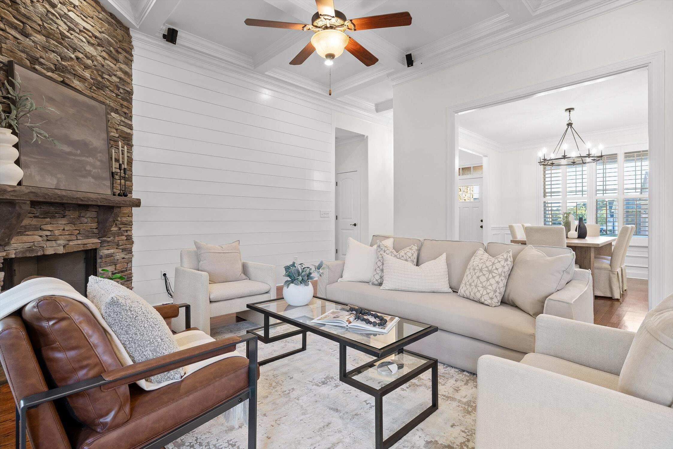 9537 Rookwood Circle Ooltewah, TN 37363 - Photo 15 of 74 Living Room