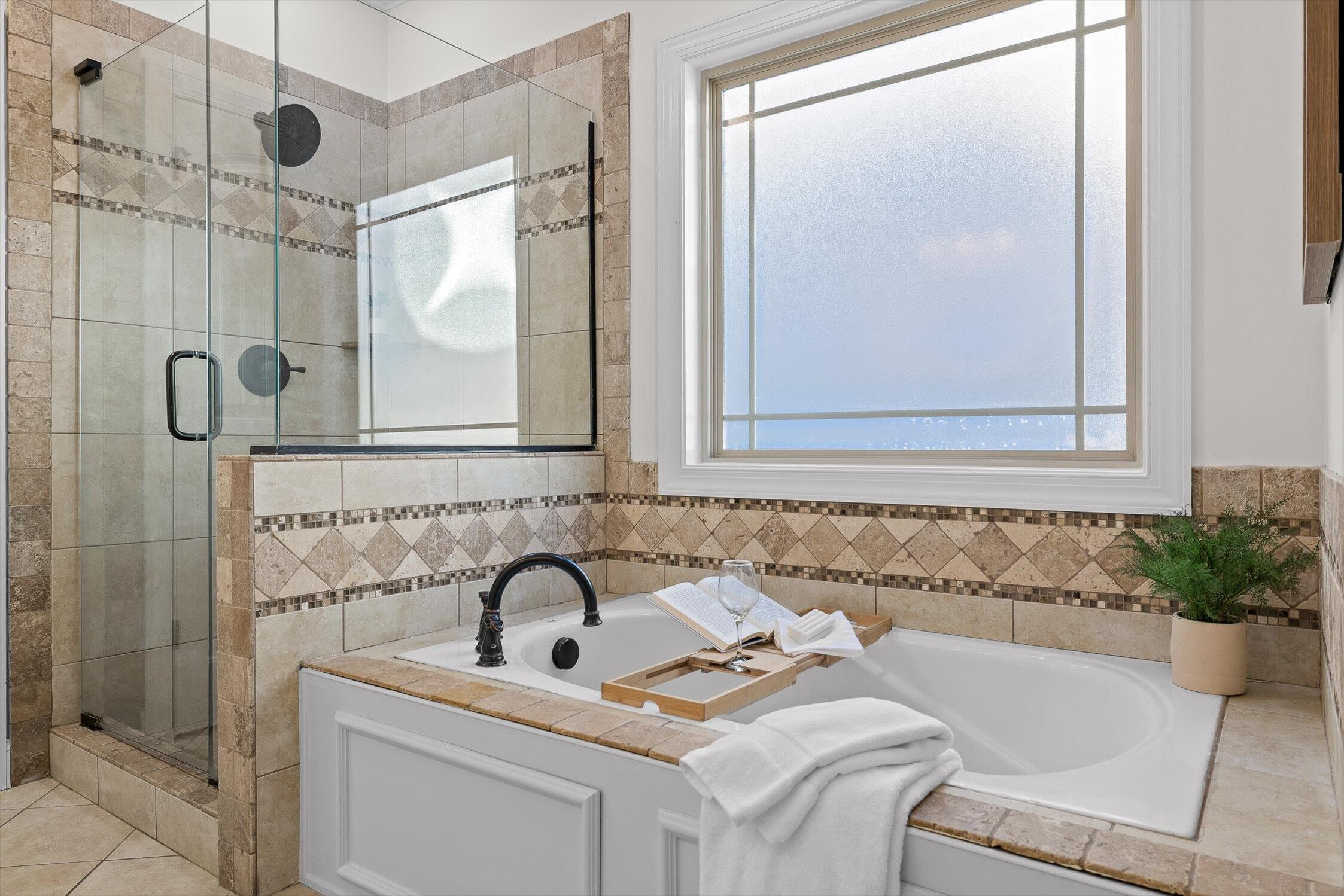 9537 Rookwood Circle Ooltewah, TN 37363 - Photo 30 of 74 Primary Bathroom