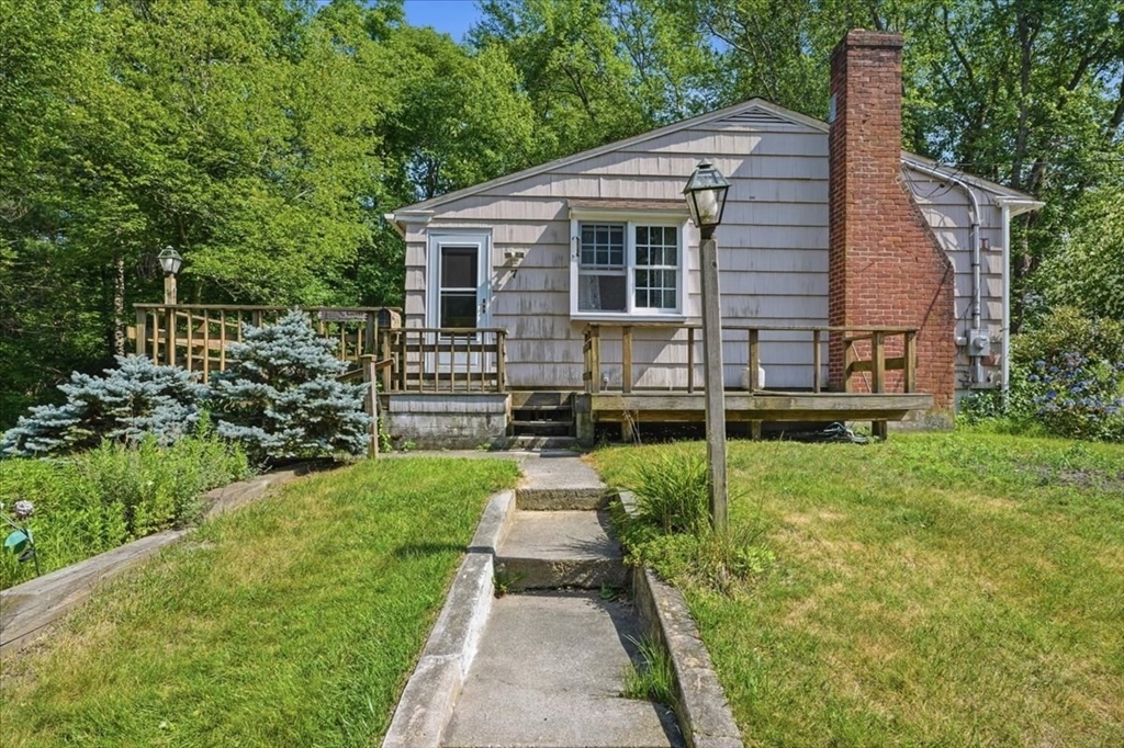7 Hornbeam Road Scituate, MA 02066 - Photo 5 of 39