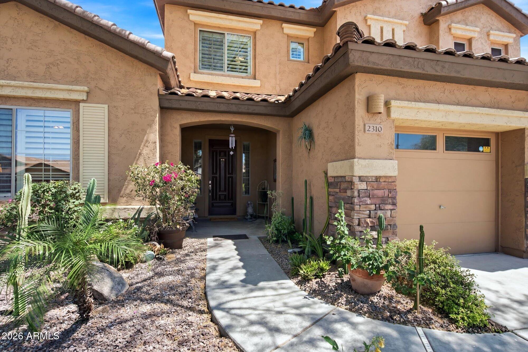 2310 West Red Range Way Phoenix, AZ 85085 - Photo 2 of 47 02-
