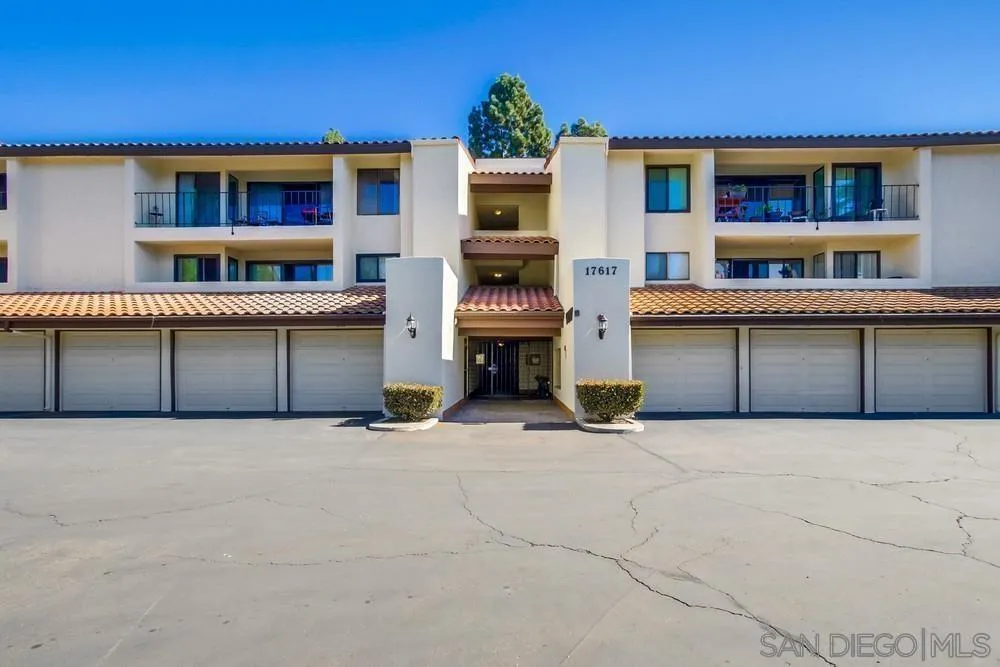 17617 Pomerado Road, Unit 215 San Diego, CA 92128 - Photo 46 of 64