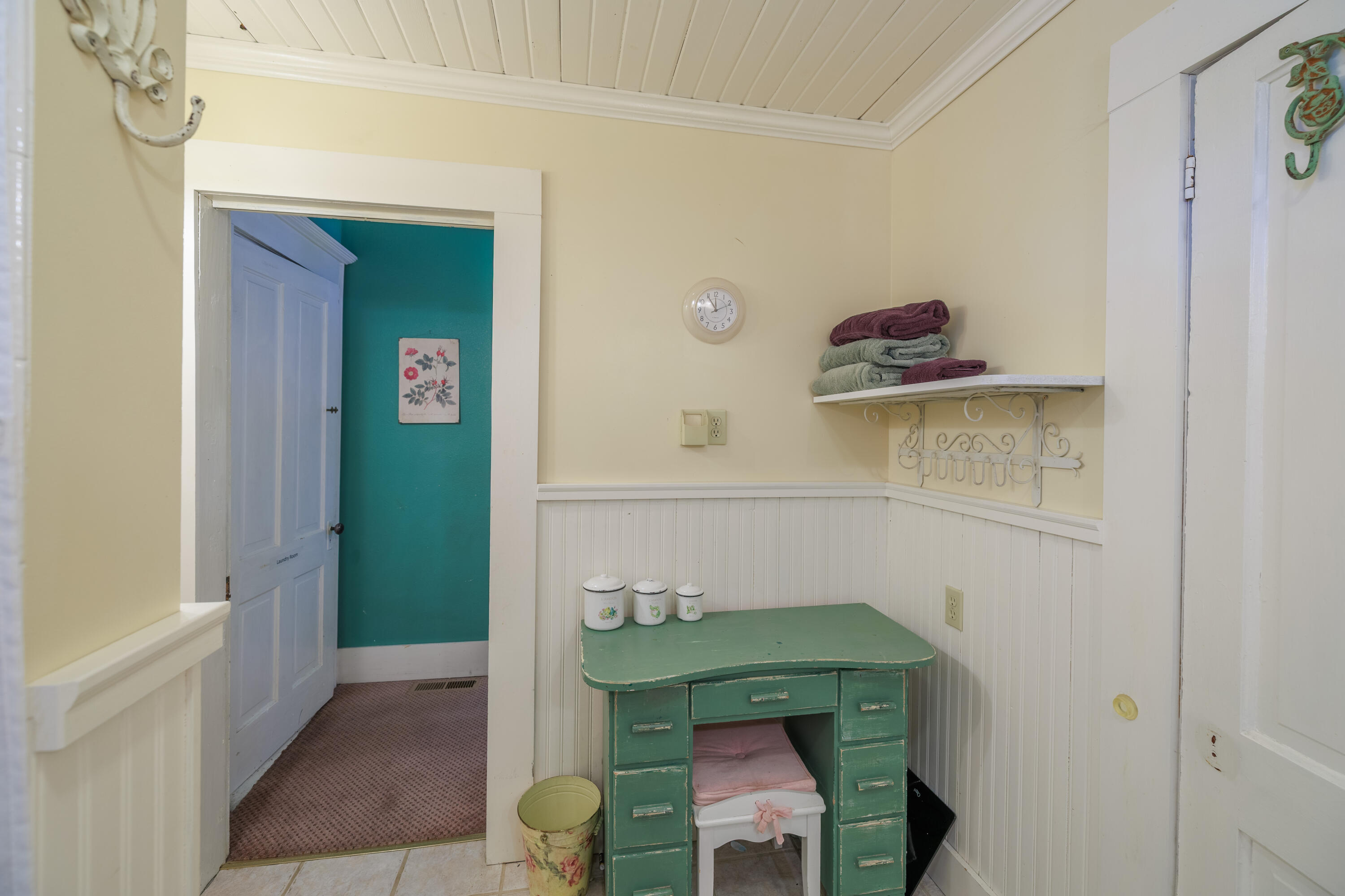 206 Front Street Prairie City, OR 97869 - Photo 11 of 77 Secondary access to the first floor bedroom