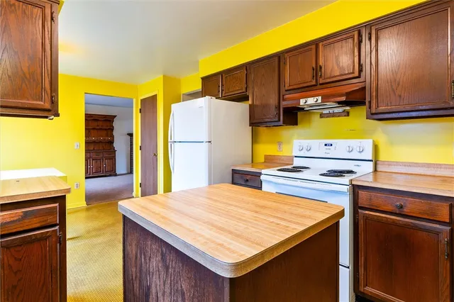 $214,900 | 27 Cherry Drive, Sweden, NY 14420