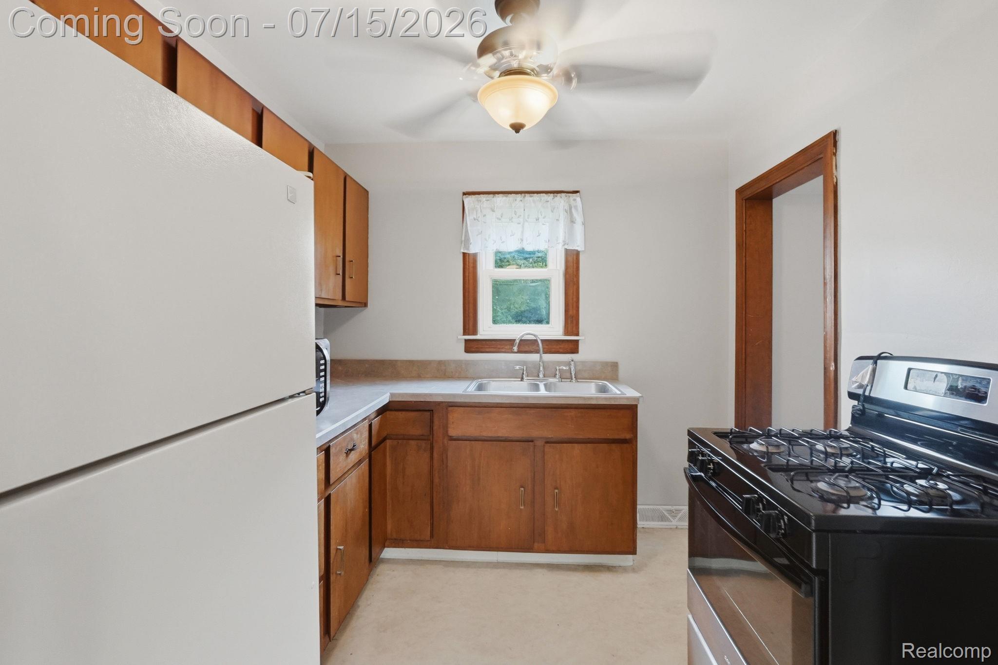 7571 Marlowe Road Belleville, MI 48111 - Photo 8 of 25 8-web-or-mls-vanburen_008.jpg