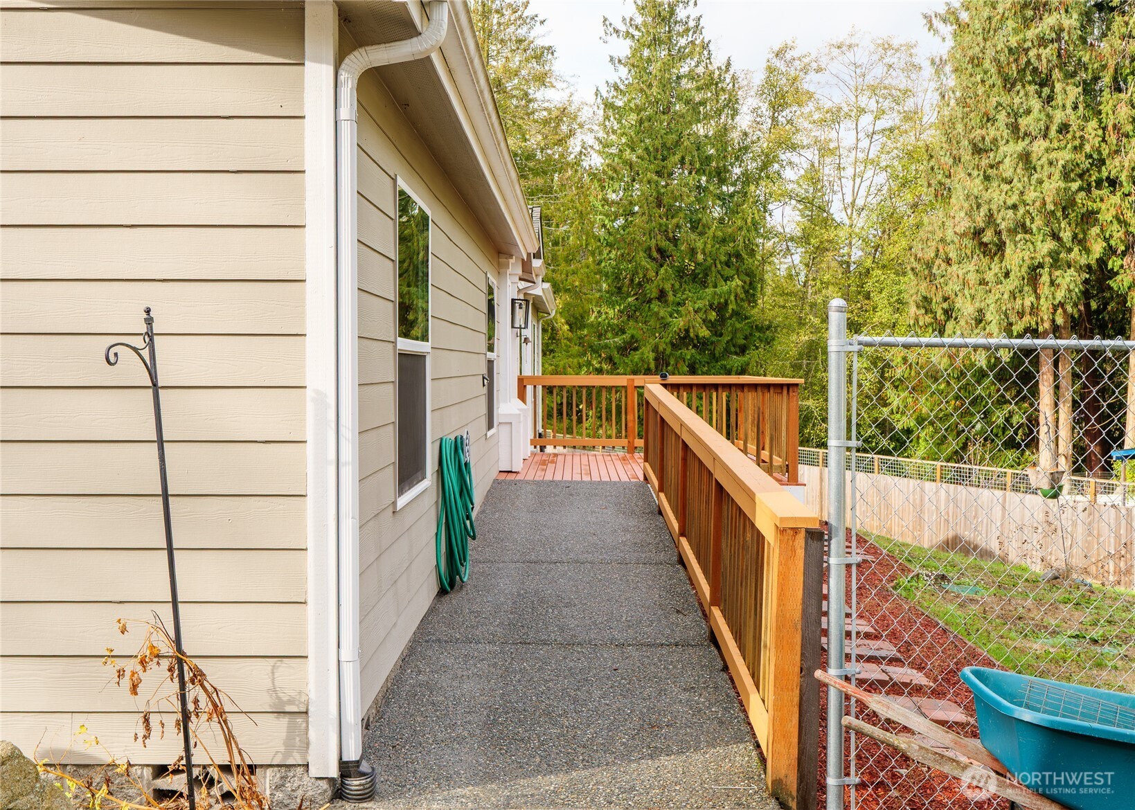 553 Dryke Road Sequim, WA 98382 - Photo 5 of 40