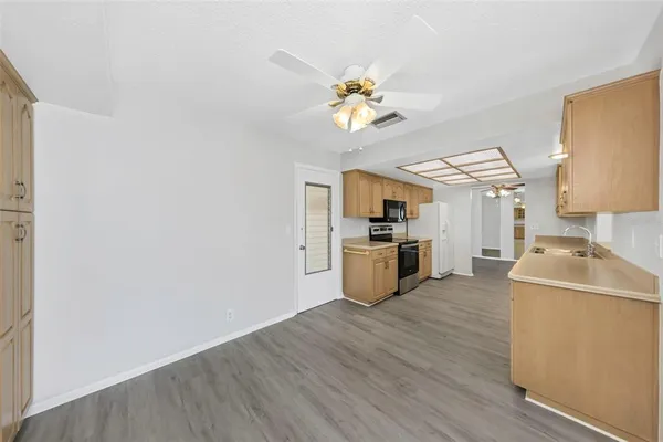 $384,900 | 9220 40th Street North, Pinellas Park, FL 33782