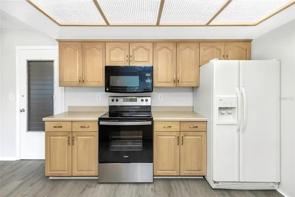 $384,900 | 9220 40th Street North, Pinellas Park, FL 33782