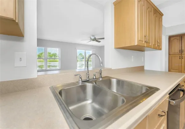 $384,900 | 9220 40th Street North, Pinellas Park, FL 33782