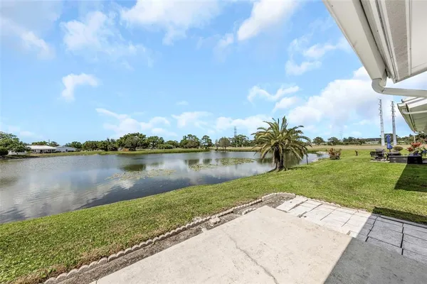 $384,900 | 9220 40th Street North, Pinellas Park, FL 33782