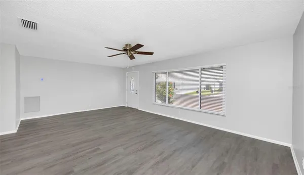 $384,900 | 9220 40th Street North, Pinellas Park, FL 33782