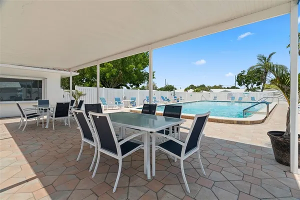 $384,900 | 9220 40th Street North, Pinellas Park, FL 33782