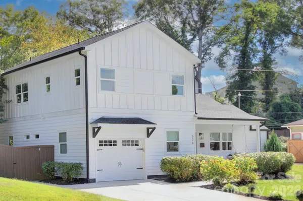 $869,000 | 526 Seldon Drive, Charlotte, NC 28216